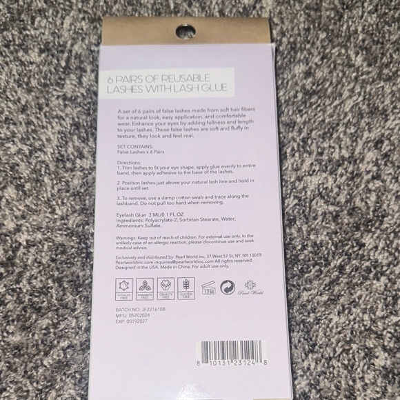 Smoke & Mirrors Elegant Black Lashes with Glue - Picture 2 of 4